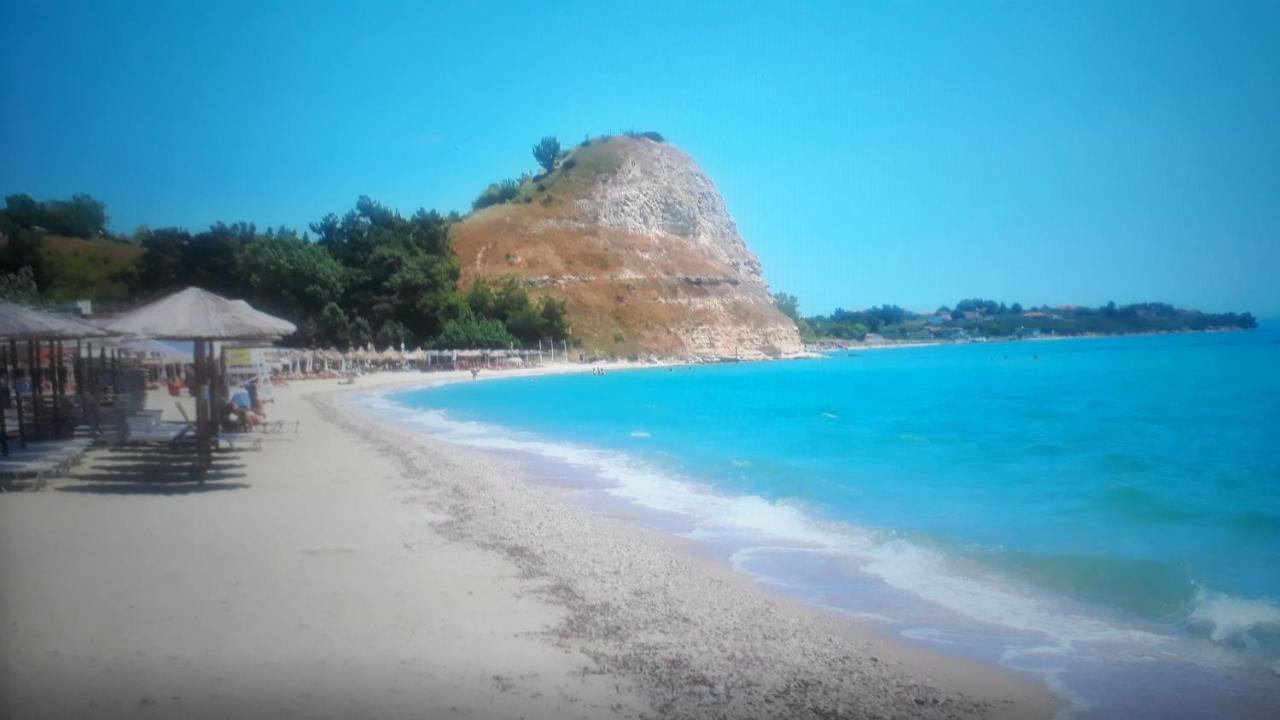 Vila Halkidiki Nea Kallikrateia Exterior foto