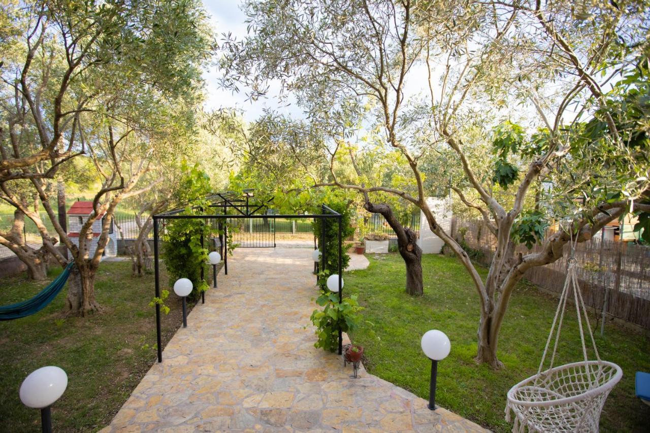 Vila Halkidiki Nea Kallikrateia Exterior foto
