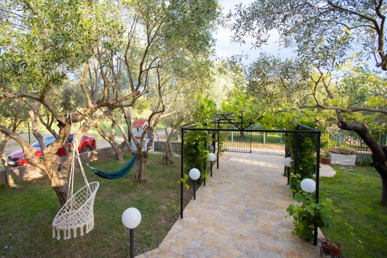 Vila Halkidiki Nea Kallikrateia Exterior foto