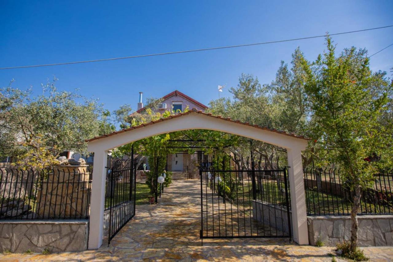 Vila Halkidiki Nea Kallikrateia Exterior foto